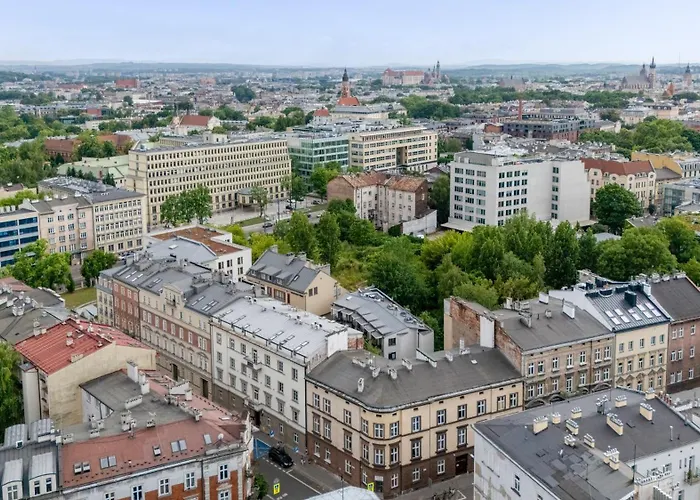 Arianska Comfort By Bookinghost *