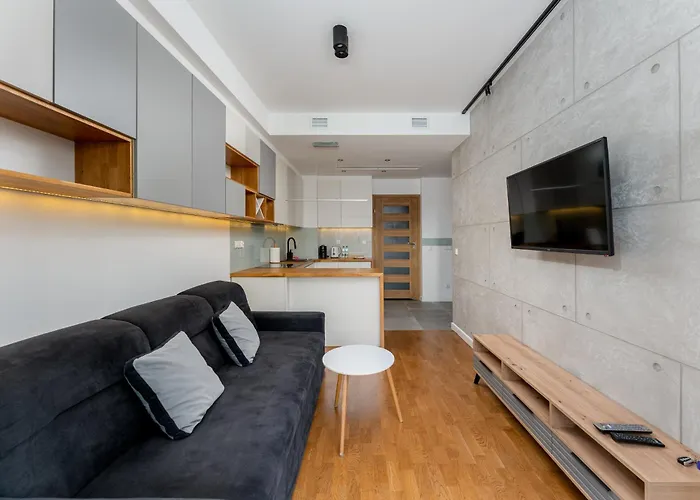 Arianska Comfort By Bookinghost * Krakau